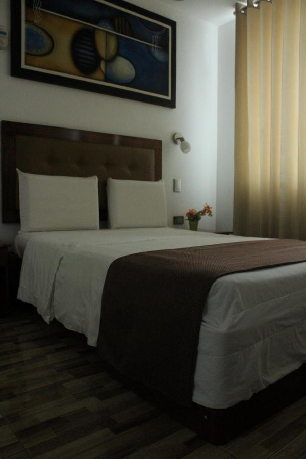 D'Milez Hotel Puerto Maldonado Ngoại thất bức ảnh